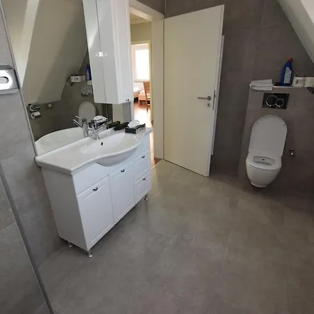 Apartamento Unterturkheim *